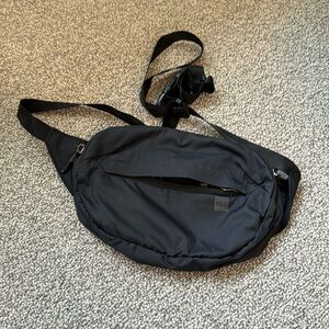 MEC travel light fanny pack